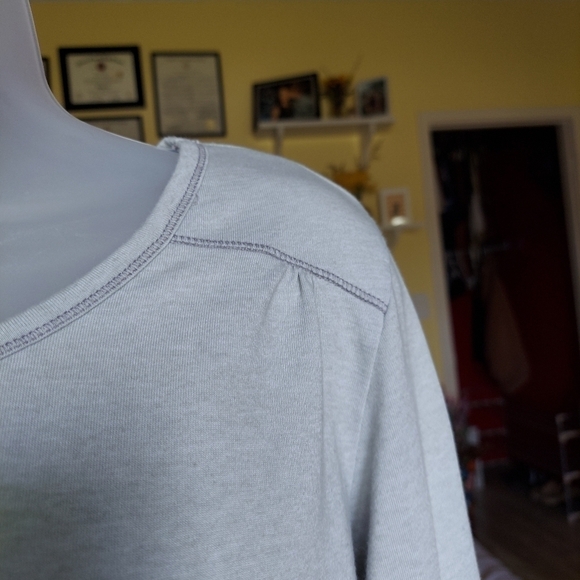 Columbia Long Sleeve Tee - Picture 3 of 12